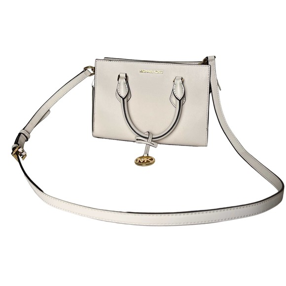 MICHAEL Michael Kors Handbags - Michael Kors Small Sheila None-Leather Vegan Material